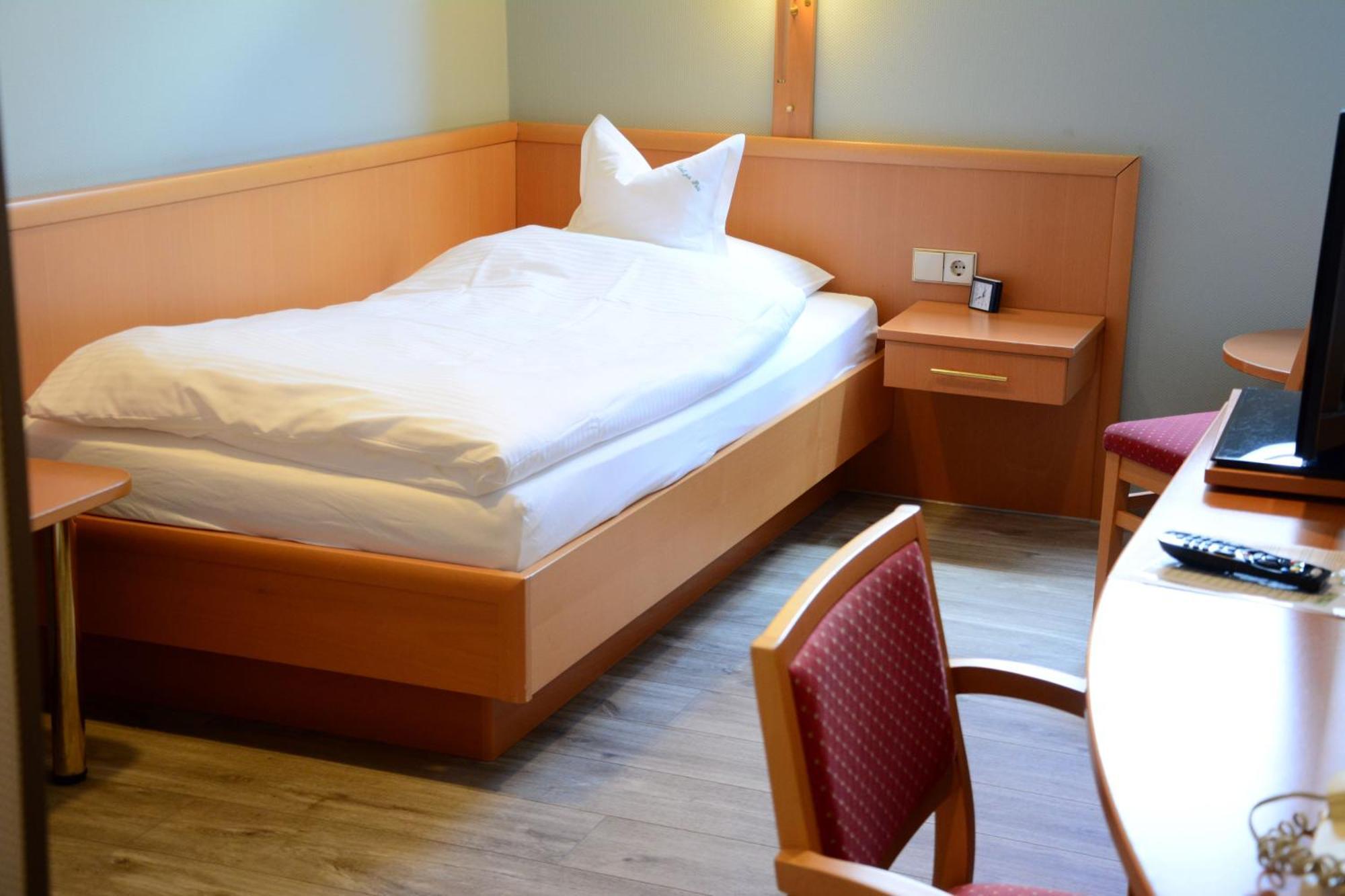 Hotel Restaurant "Zur Post" Holdorf Екстериор снимка