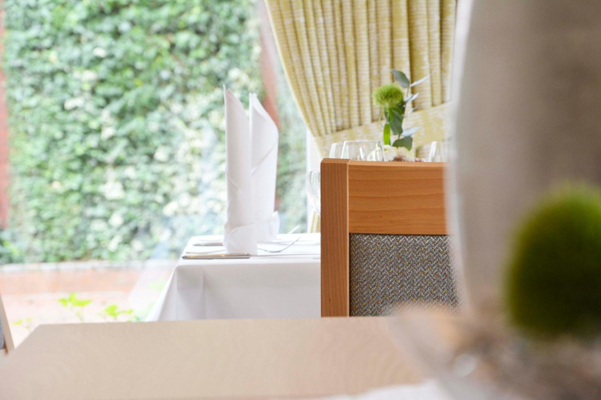 Hotel Restaurant "Zur Post" Holdorf Екстериор снимка
